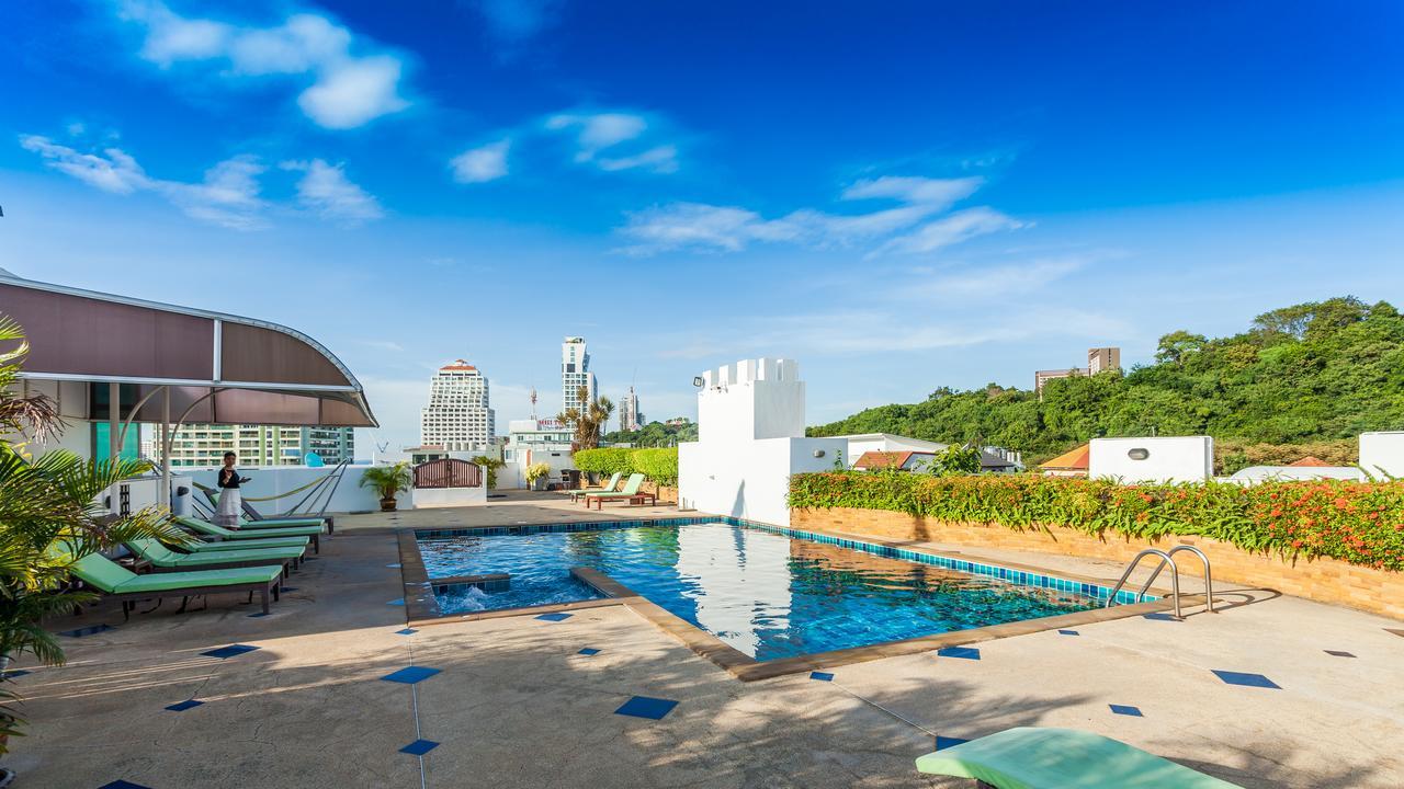 Tara Court Hotel Pattaya Exterior photo